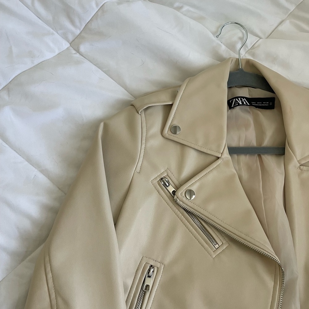 Brand Zara Beige Leather Jacket size S